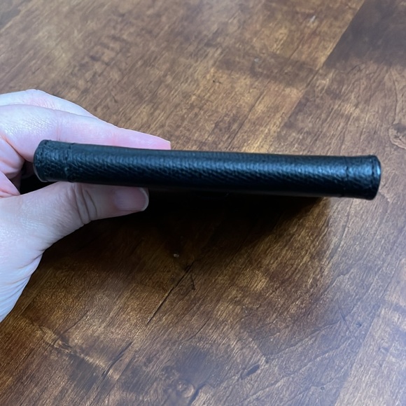 Coach Signature Embossed Leather black Vintage Bifold Wallet with dust bag - Picture 9 of 13